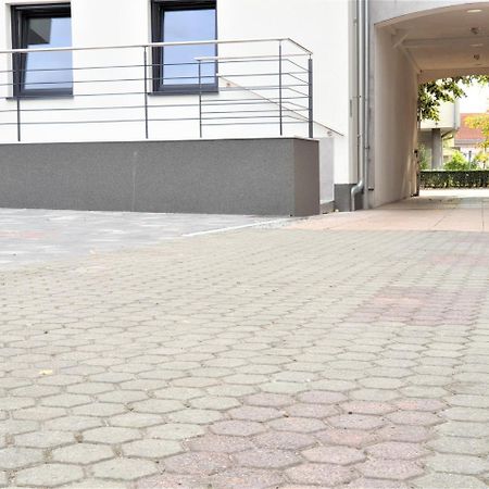 Hotel Central Bród Kültér fotó